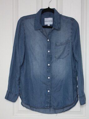 Lola River Denim Chambray button up shirt Size M